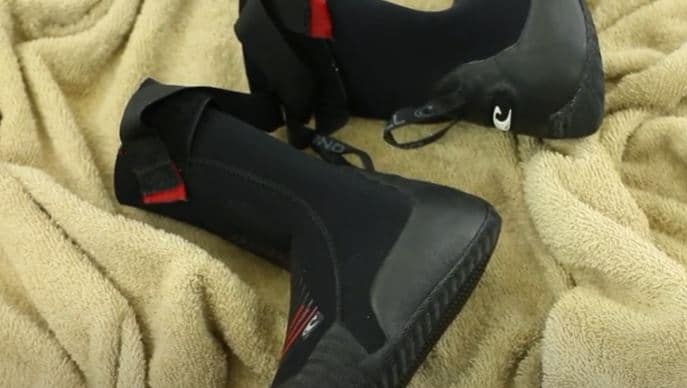 how to Dry Wetsuit Boots